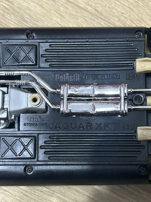 Jucarie Jaguar XK E 4,2 litri Tonka masinuta 1:16 metal vintage