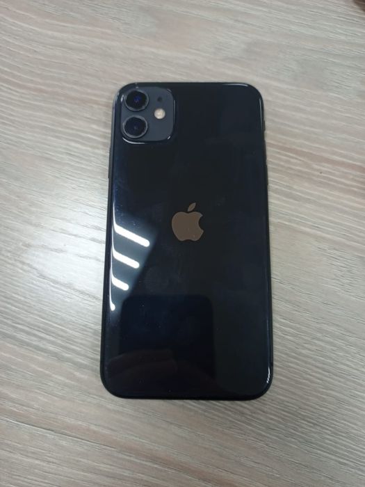 Продам айфон 11 64гб