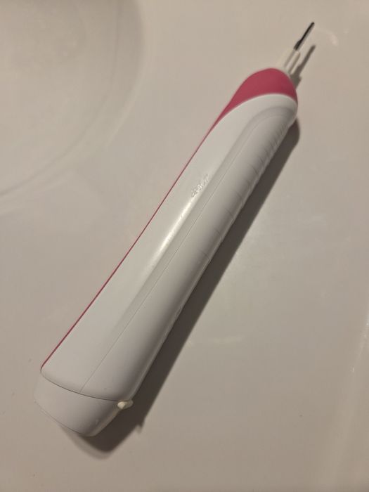 periuta de dinti electrica oral b