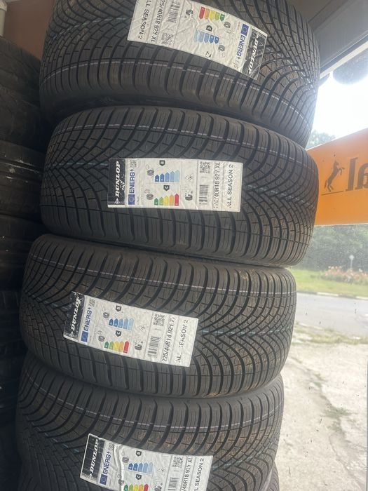 225/40/18-Dunlop