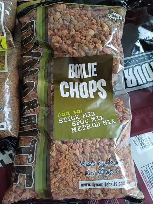 Dynamite Baits momeli premium