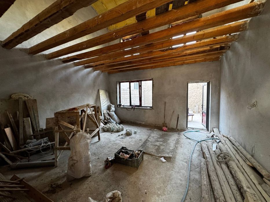 Срочно Продаётся Дом участок в Мирабадском районе.