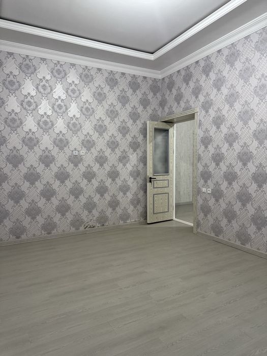 Uy sotiladi 2 sotik  Onqorgonda remontlari tayyor holati ideal