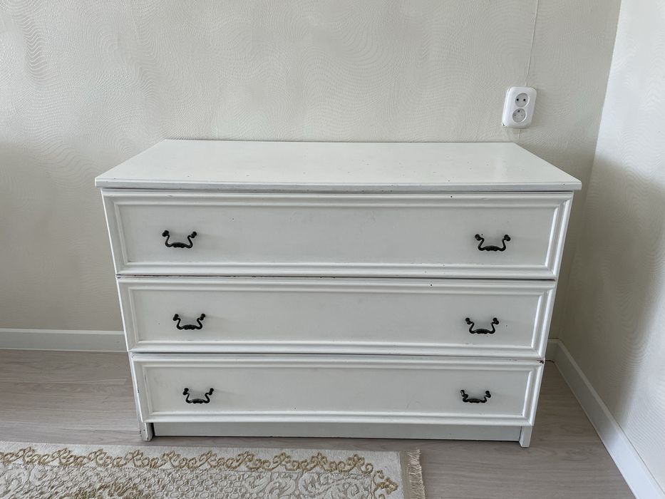 Комод (советского качества)