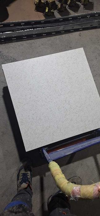 монтаж фальшпола главными специалистами Узбекистана