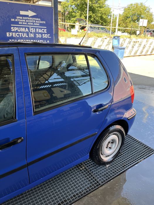 Volkswagen Polo Benzină (1.4)