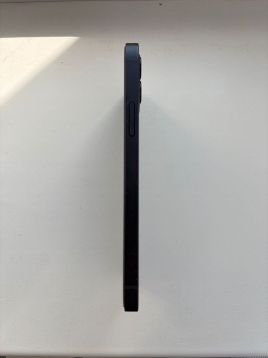 iPhone 12, 128 ГБ. 77%АКБ