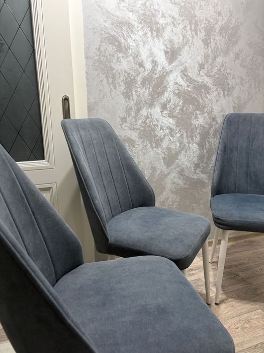 Продам стулья для кухни