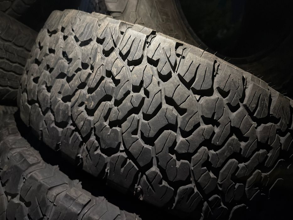 BFGOODRICH 285/70/17 orginal 4 ta birxil