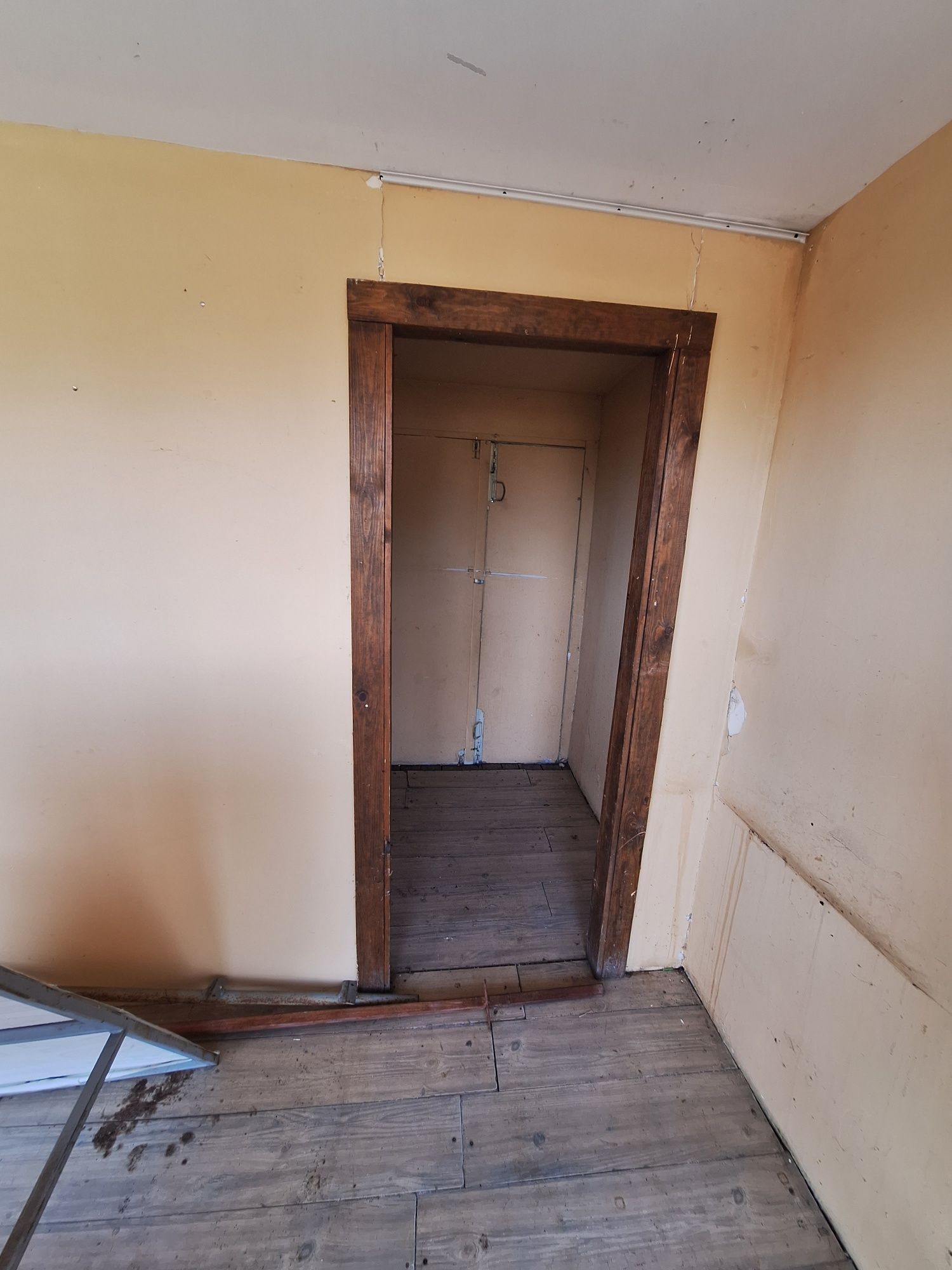 Премистваем Павилион 16 Квадрата гр. Поморие • OLX.bg