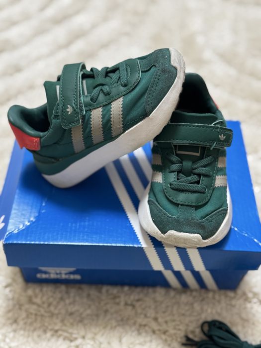 Детски обувки Adidas