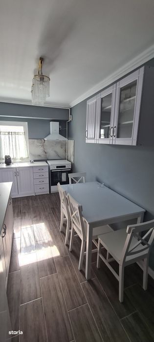 Apartament 3 camere, recent renovat - prima închiriere - autogară Păcu