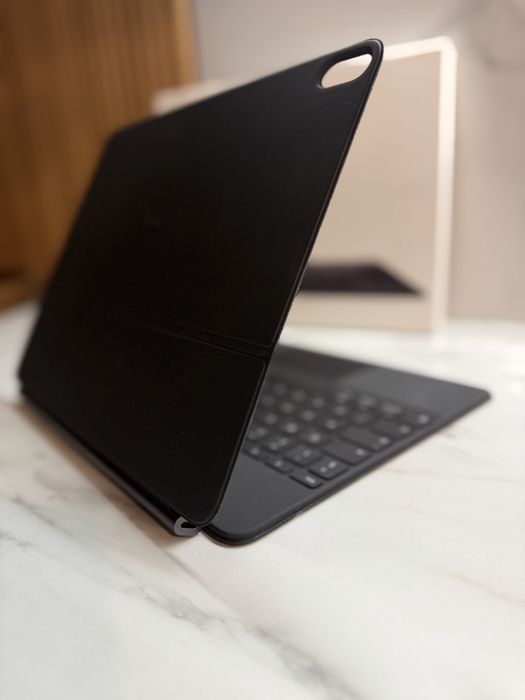 Magic Keyboard ipad air 13 inch