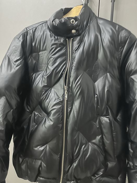 Яке louis vuitton