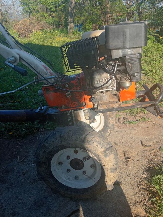 Vând motocultor 8,5c