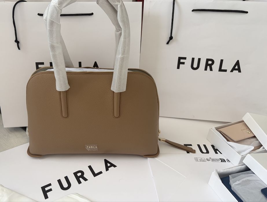 FURLA -нови оригинални