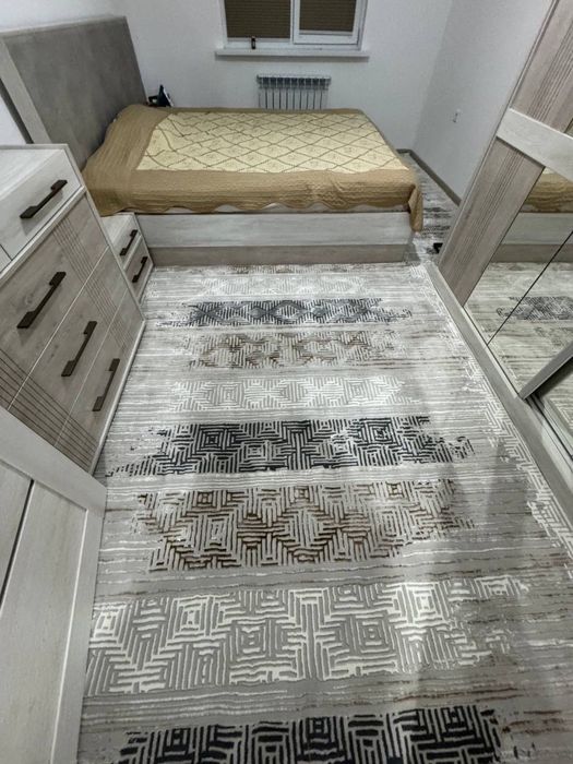 Продам сваю квартиру 3 комнатную, сквозная, рещотка есть