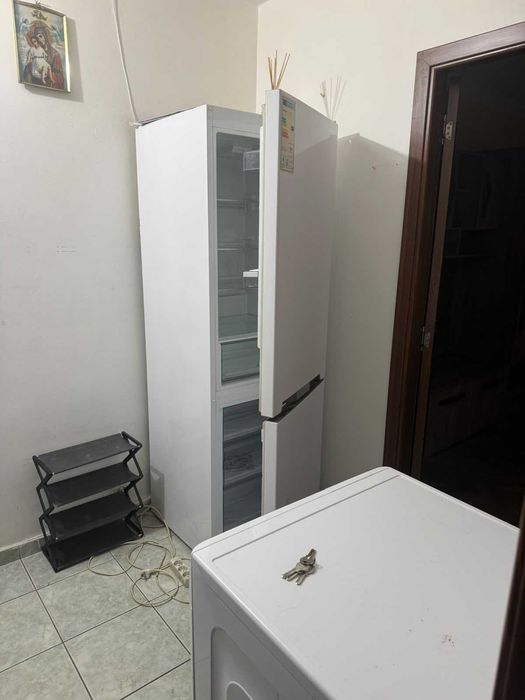Inchiriez apartament