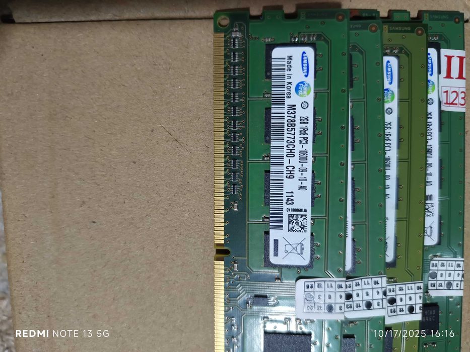 Vând plăcute ram DDR3