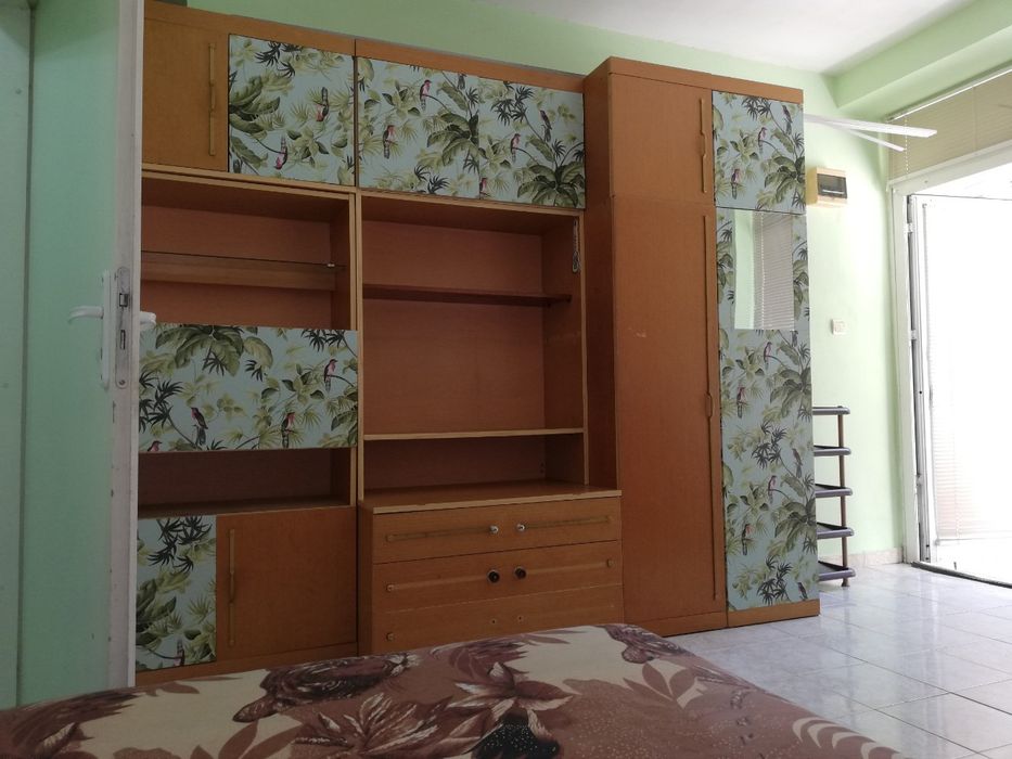 Собственик продава студио