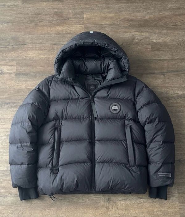 Geaca de iarna Canada Goose neagra