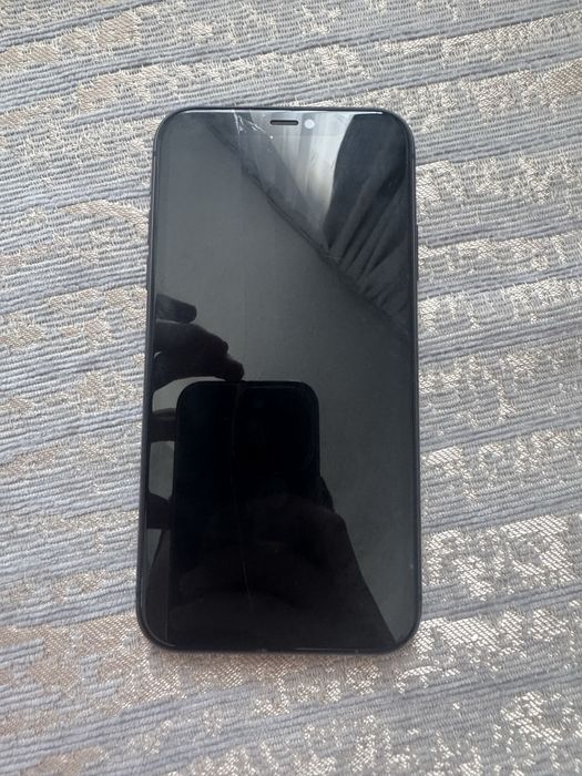 Iphone 11 в хорошем состоянии