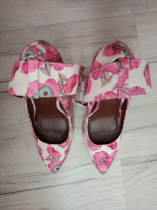 Pantofi cu toc Botinelli