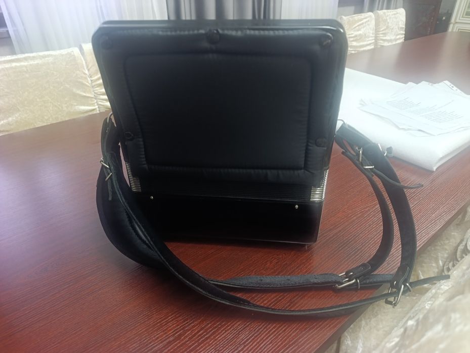 Продам пятирядный баян.