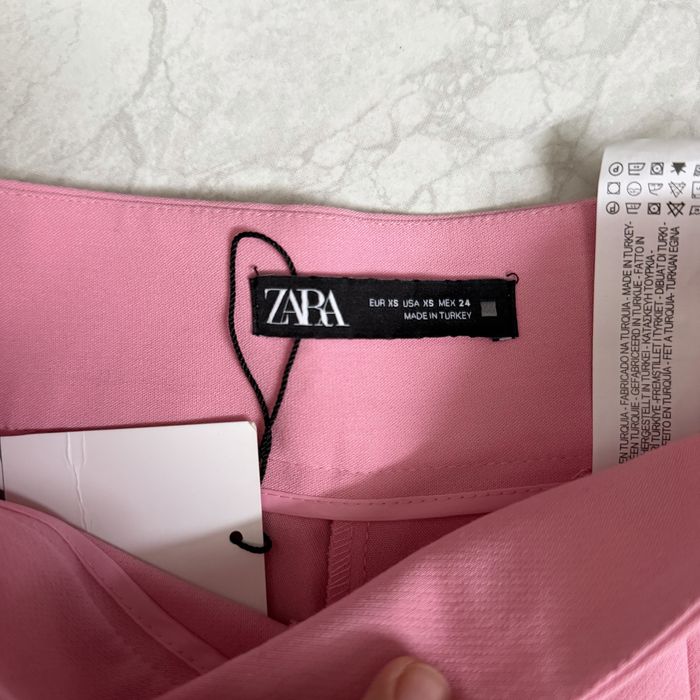 НОВО Пола-паталон Zara