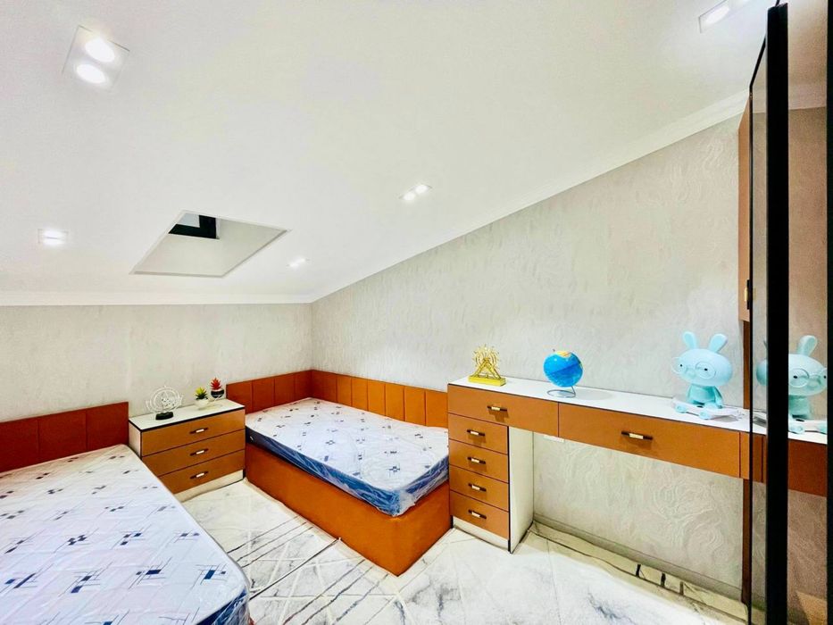 Продажа Мансард 4 ком Ахунбаева