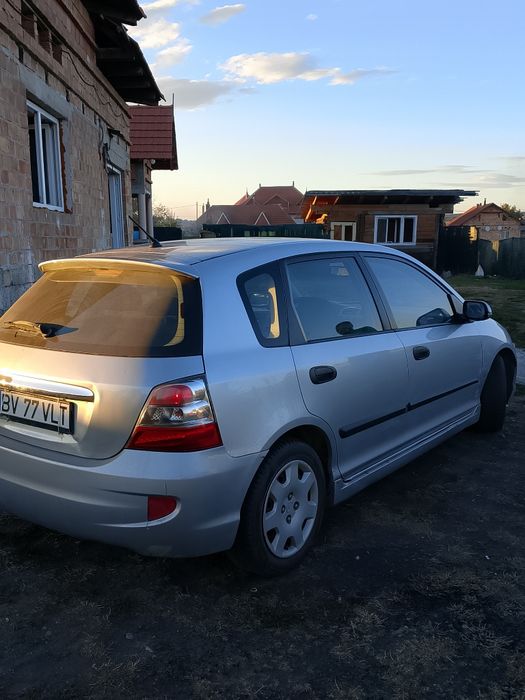 Vând Honda Civic 2004