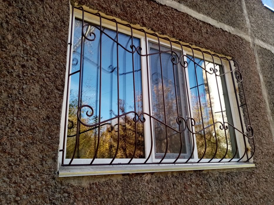 Решетки на окна, перила, заборы