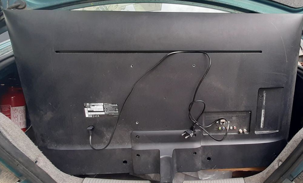 Телевизор LG 43инча 108см