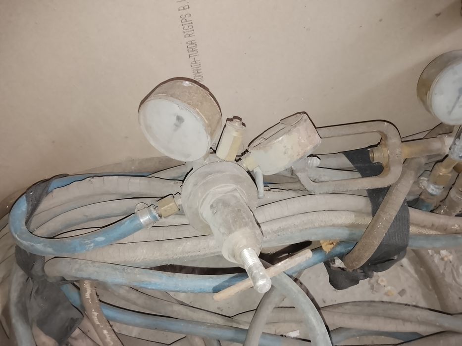 Butelii de oxigen cu accesorii