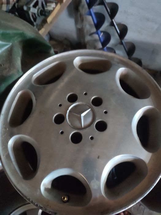 Продам диски на Мерседес