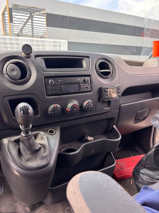 Autoutilitara Renault Master