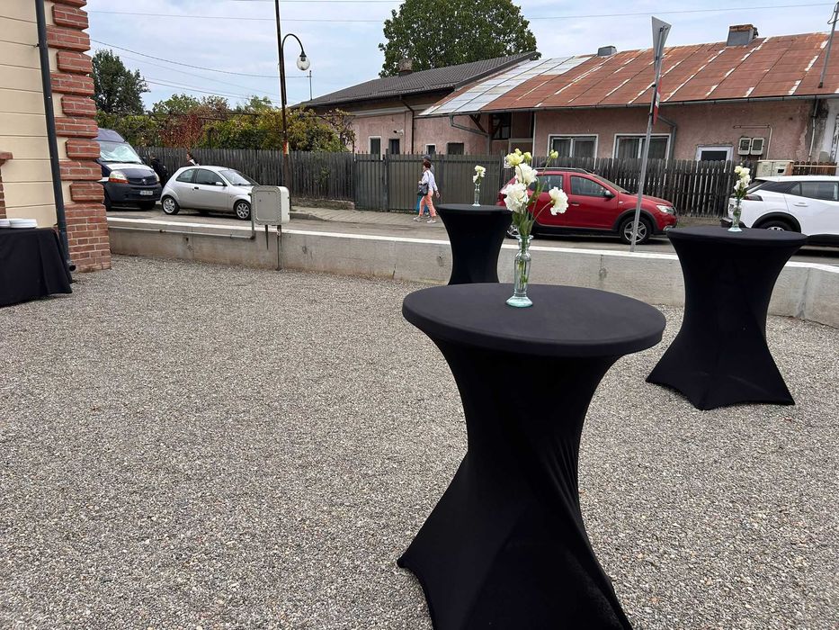 INCHIRIEM corturi  pentru evenimente