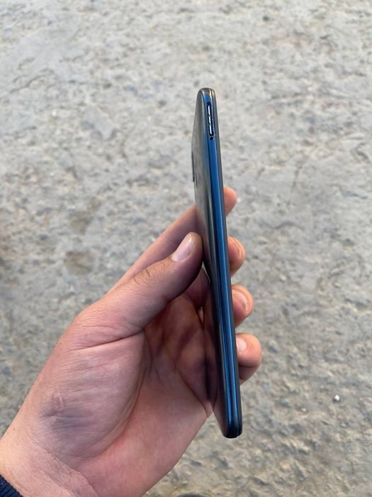 Samsung a30 sotiladi