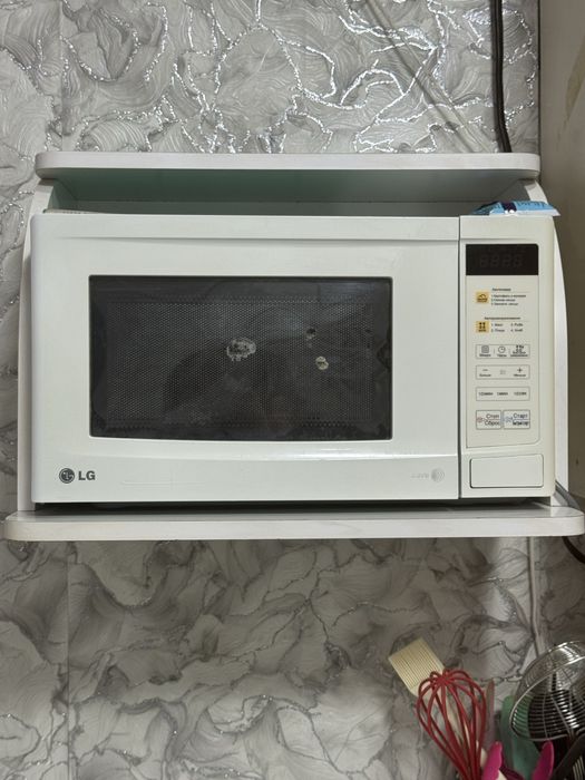 Полка под микроволновку