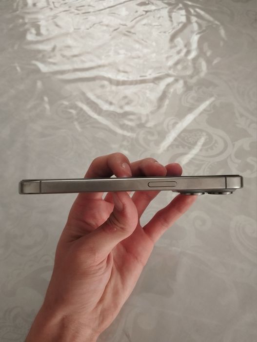 Iphone 15 pro sotiladi