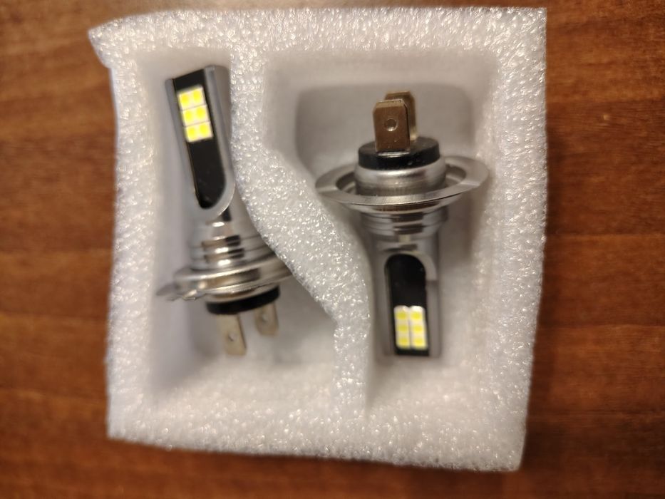 Set 2 becuri led H7