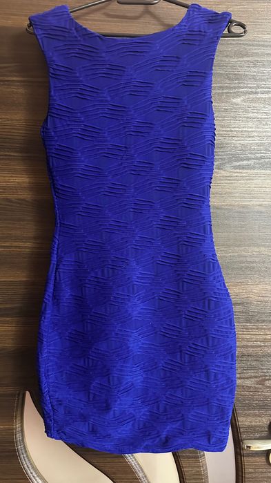 Дамски елегантни рокли