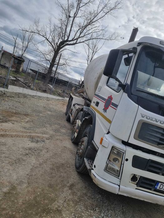 Vand autobetoniera volvo fm40