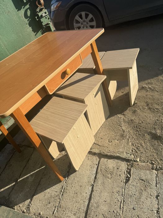 Стол  продам кухоный