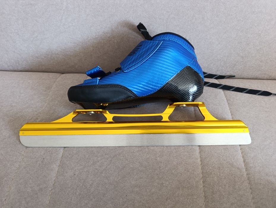 Коньки новый. 36 размер.  Шорт трек