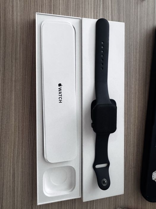 APPLE WATCH series 8 45mm