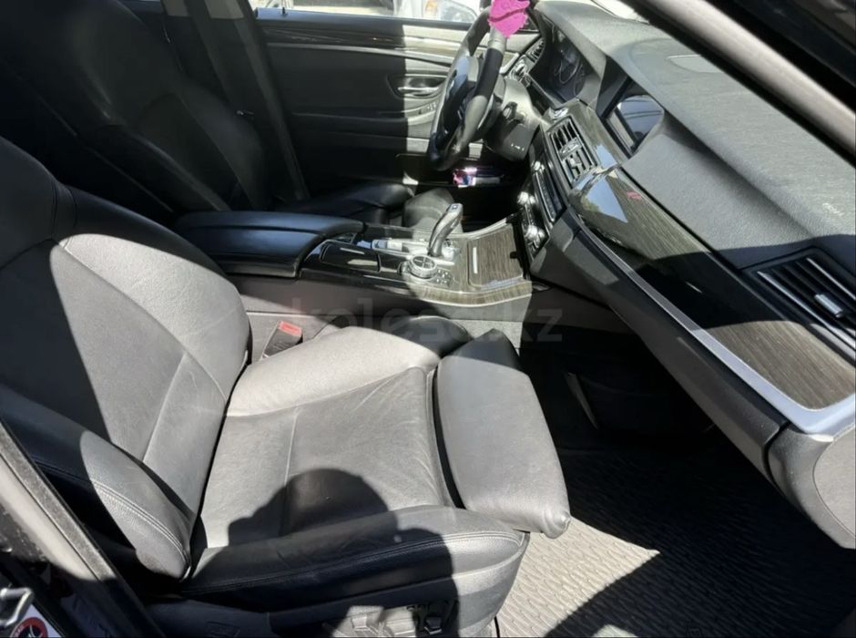 Продаю БМВ 528i