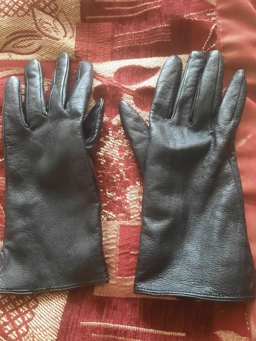 Перчатки женские