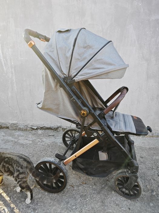 Продается коляска