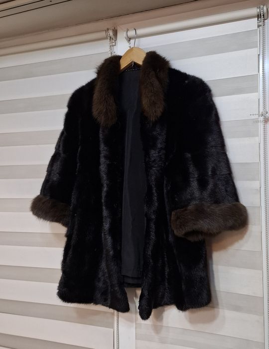 Продам шубу  норковую  б/у